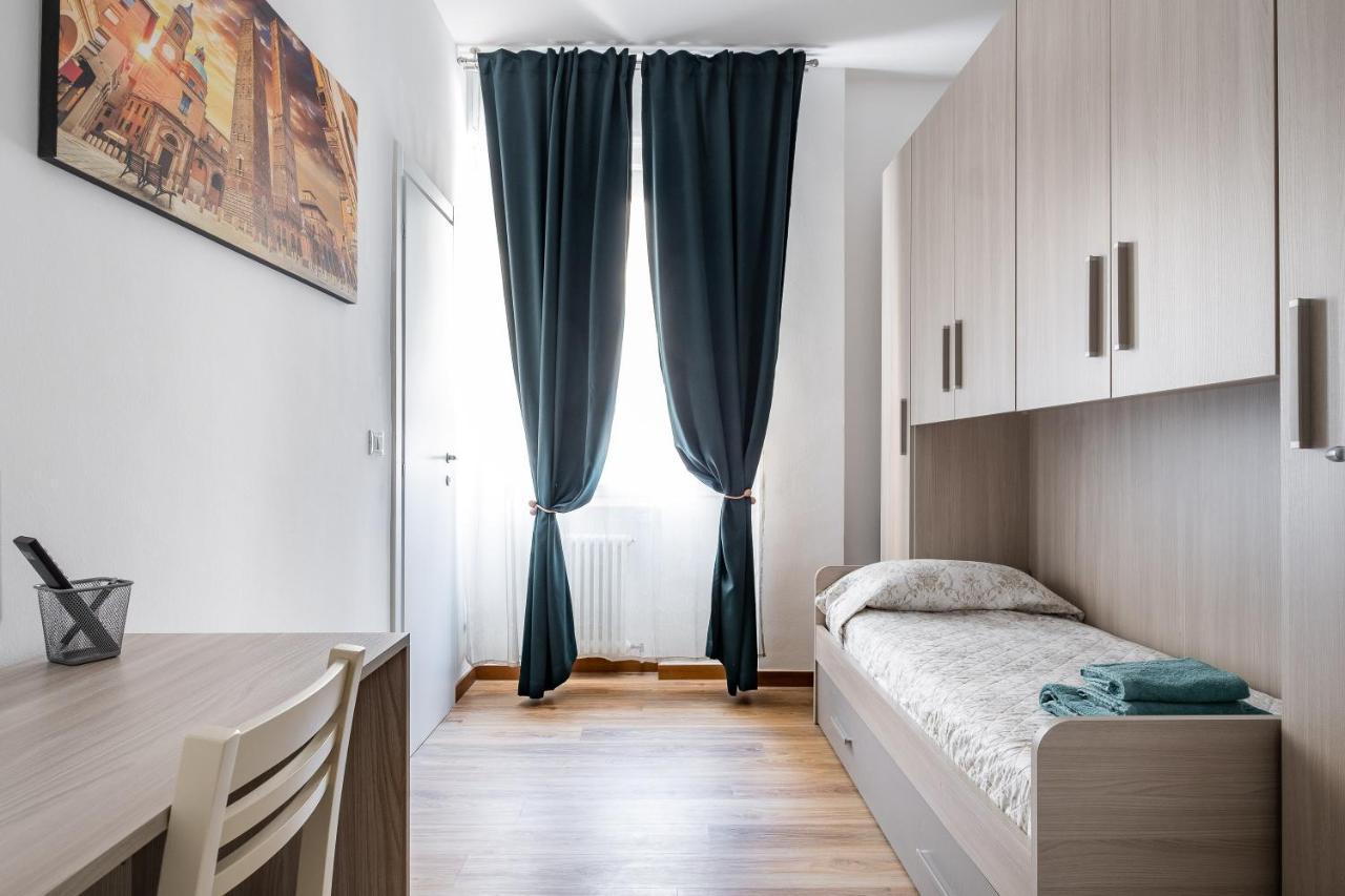 Studio 24 - Holiday & Business Apartment Bologna Buitenkant foto